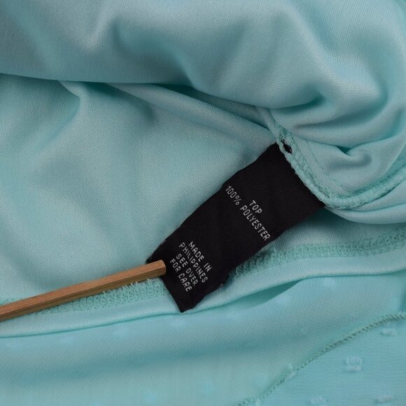 π°3/$25 IZ Byer Ruffle Neckline Mint Top Blouse - Picture 8 of 9